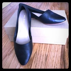 ALDO Sternatia Black Leather Flat. Women Size 6